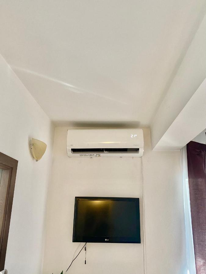 Apartamento Casa Habana 2 Oradea Exterior foto